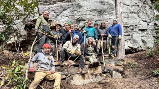 Group of people outside at Breaks Interstate Park